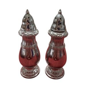 Silver Plated Salt and Pepper FB Rogers Silver plated 4.75" tall
